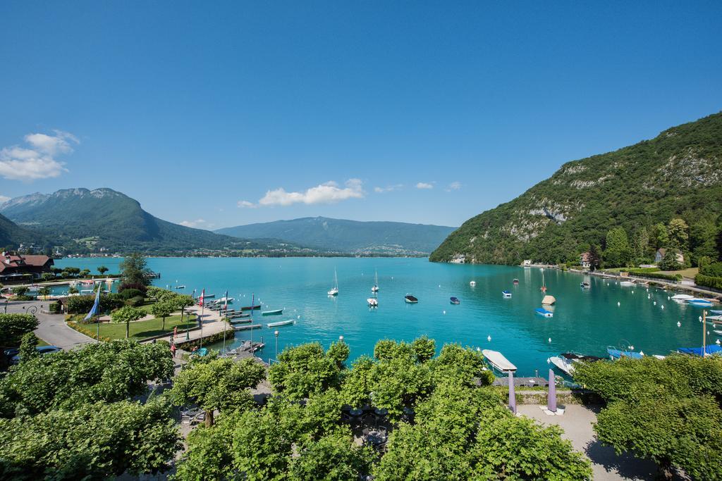 Abbaye De Talloires Bagian luar foto