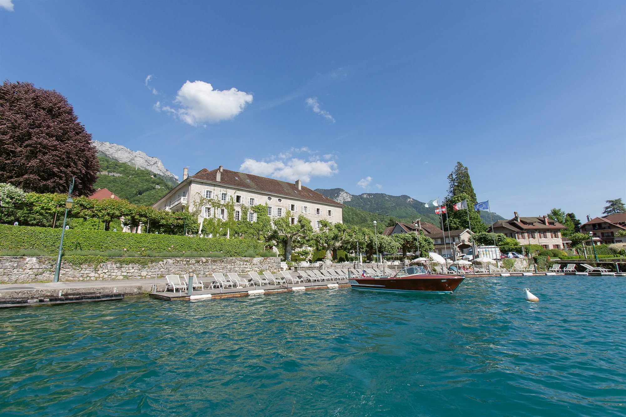 Abbaye De Talloires Bagian luar foto